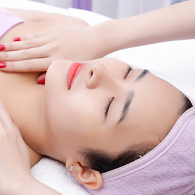 Massage body thư giãn kèm thanh tẩy và chăm sóc da mặt tại AHA Spa