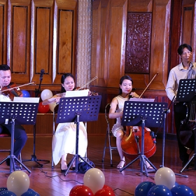 Trung tâm Sky Music