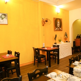 K Vegetarian Café & Restaurant