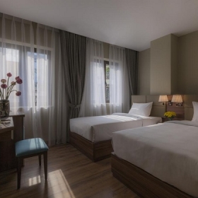 Khách sạn Lotus Boutique Saigon