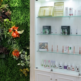 Thanh Hằng Beauty and Academy 