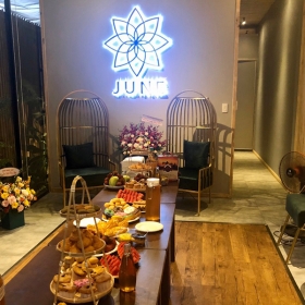 JUNE HEALTHCARE & SPA 