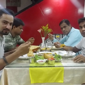 Quán Ăn Ấn Độ