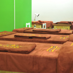 Phòng khám cổ truyền Diệu Pháp Liên Hoa