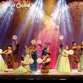 Fishermen Show - Huyền thoại làng chài Mũi Né Hạng C Premium dành cho người lớn