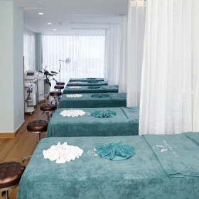 Phòng Khám Đa Khoa YHCT Thiên Phúc Đường