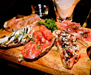 Nhà Hàng RIA Sangria & Tapas