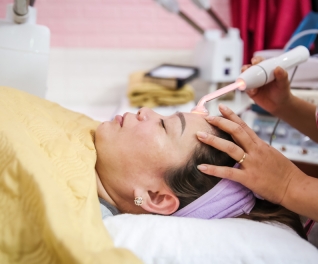 Thẩm mỹ viện Huyền Anh