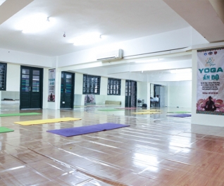 Sen yoga Center