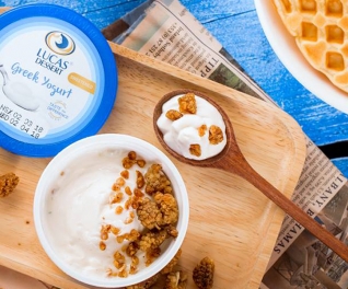 Sữa chua Hy Lạp Lucas Dessert