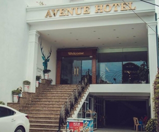 Avenue Hotel