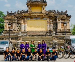 HUE SMILE TRAVEL