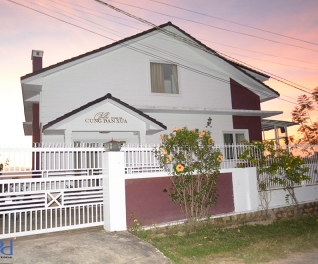 Villa Apad