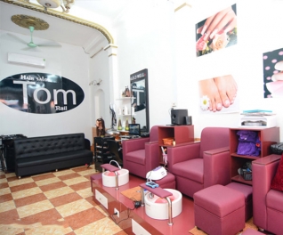 Tom Hair Salon