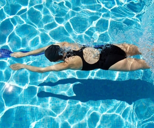 Bể bơi bốn mùa Sapphire Pool