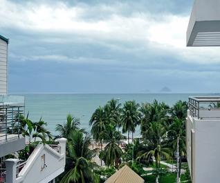 Merlion Hotel