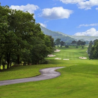 Chơi golf tại Chi Linh Golf - Áp dụng cuối tuần