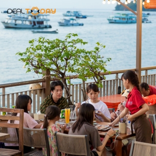 One Boat Pirates - e-Voucher giảm giá trị giá 300,000 VNĐ