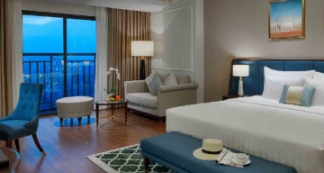 Nghỉ dưỡng phòng Premium Deluxe Golf View tại FLC Grand Hotel Hạ Long