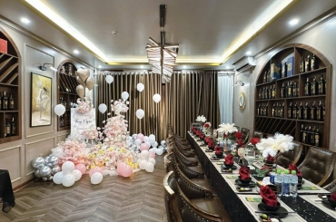 Khám phá nhà hàng có không gian rộng thoáng cho các buổi tiệc giữa trung tâm Hà Nội