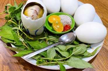 Luộc trứng vịt lộn bao nhiêu phút sẽ chín và ngon?