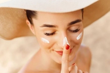 Mẹo chăm sóc da mùa hè an toàn, hiệu quả