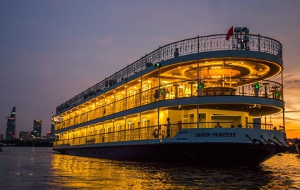 Tour du ngoạn sông Sài Gòn và set menu 03 món - Tàu 5 sao Saigon Princess