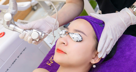 Trị mụn sẹo rỗ công nghệ Thermage RF siêu vi điểm tại Spa Trần