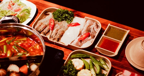 Buffet lẩu ăn không giới hạn tại Buffet BBQ & Hot Pot Hong Kong New Cầu Giấy