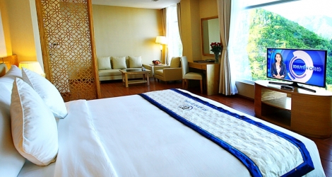 Phòng Deluxe Triple, Suite, Luxury Suite - Khách sạn Tri Giao Nha Trang 4 sao