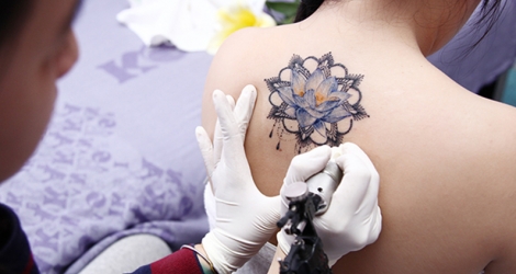Tattoo mini siêu cute hoặc xỏ khuyên chuyên nghiệp tại Spa Đất Sét