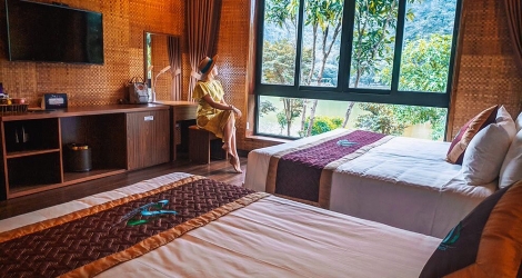 Nghỉ dưỡng Phòng deluxe triple tại Thung Nham Resort