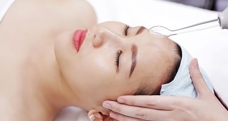 Lựa chọn trị mụn hoặc làm sáng da mờ thâm hoặc khôi phục làn da mẫn cảm - Miễn tip