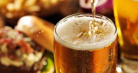 Thoả sức uống rượu không giới hạn khi mua 01 trong 02 set ăn cho 04 - 06 người tại Nhà hàng HD Beer Club