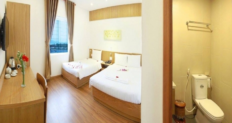Phòng Superior Triple Sea View (2N1Đ) dành cho 03 khách tại Nirvana 2* Đà Nẵng Hotel