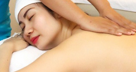 Foot Massage - Thanh khiết trắng da mặt - Chạy tinh chất Serum Collagen tại Hân Spa