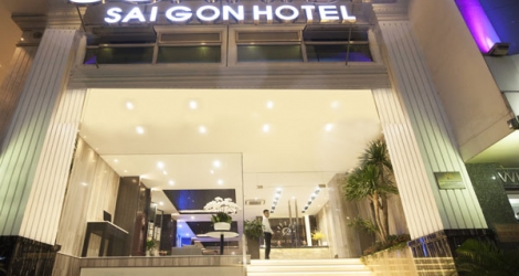 Phòng Deluxe dành cho 02 khách: Sunrise Central Sai Gon Hotel