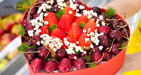 Voucher quà tặng Hộp trái cây dâu và cherry hình trái tim tại T&L Fresh