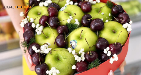 Voucher quà tặng Hộp trái cây táo và cherry hình trái tim tại T&L Fresh