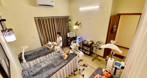 11 bước trị mụn chuẩn y khoa tại Linh Hương Spa