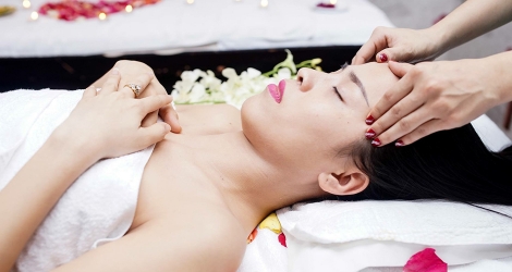 Kalin Spa - Trọn gói Massage Chải Thông Kinh Lạc - Ấn Huyệt - Xông Hơi Đá Muối Hymalaya không giới hạn