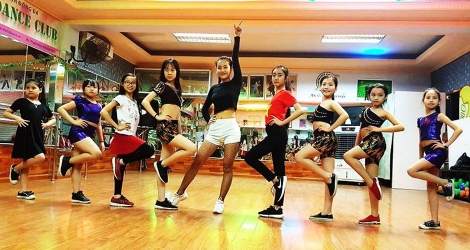 Khóa học Dance Sport cho trẻ em và người lớn tại Vietsdance Club