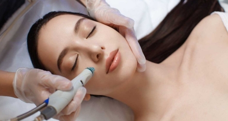 Điều trị mụn hiệu quả tại Phương Uyên Spa