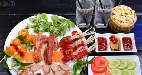 Set ăn thịt xiên nướng dành cho 02 người tại Nhà hàng It's BBQ