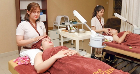 Massage body hoặc chăm sóc dưỡng da cấp ẩm tại Tỉnh Thức Spa