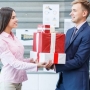 Vì Sao Việc Tặng Quà Tết Cho Đối Tác Lại Quan Trọng Trong Kinh Doanh?