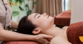 Massage đả thông kinh lạc bằng phương pháp Hồng Quang tại Ưu Đàm Spa