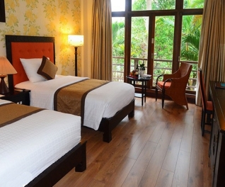 Phòng Deluxe hướng hồ bơi 2N1Đ - Sun Spa Resort 5 sao Quảng Bình