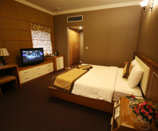 Phòng Deluxe 2N1Đ - Khách sạn Nesta 3 sao Hà Nội 73 Tô Hiến Thành