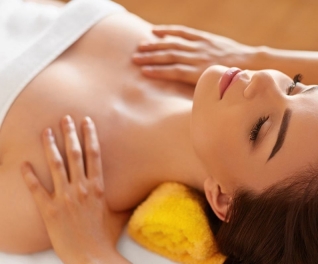 Massage foot - Thải độc tố - Thông kinh lạc tại Beauty House Spa